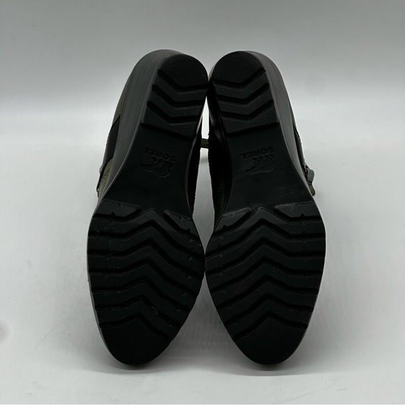 Sorel Olive and Black Heeled Boots - Picture 9 of 9